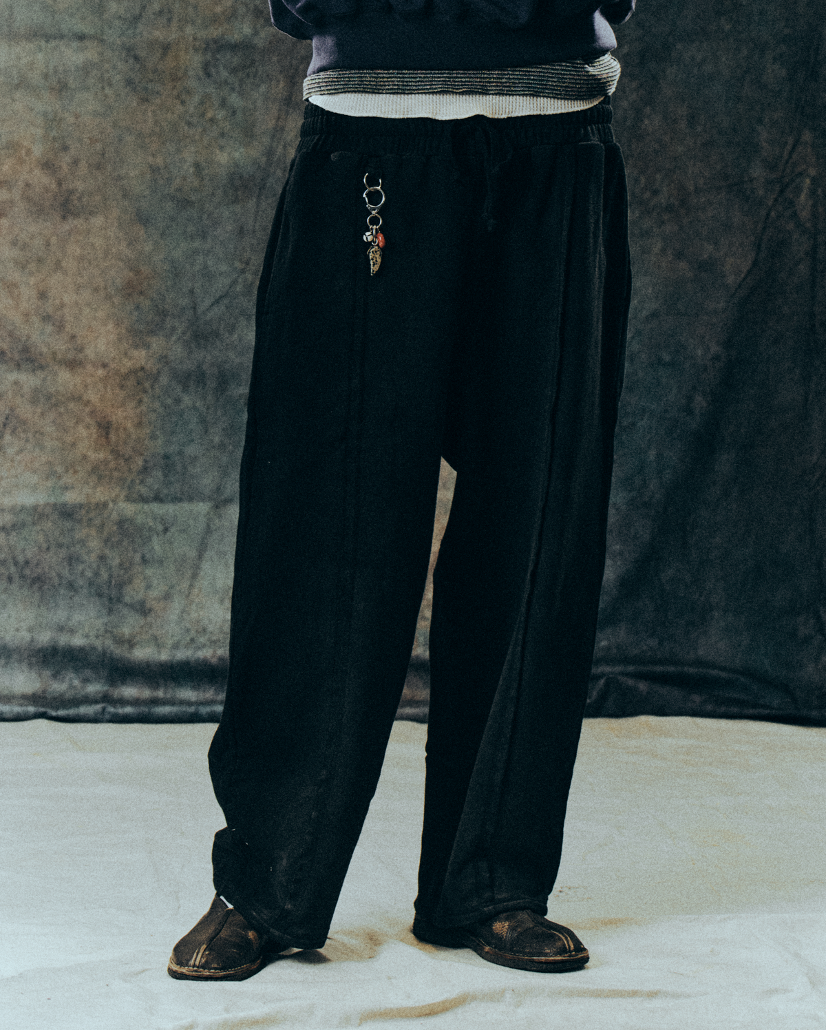 Reverse Stitch Sweatpant (Mars Black)